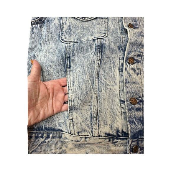 GAP Stonewashed Jean Jacket Size Large - Picture 5 of 12